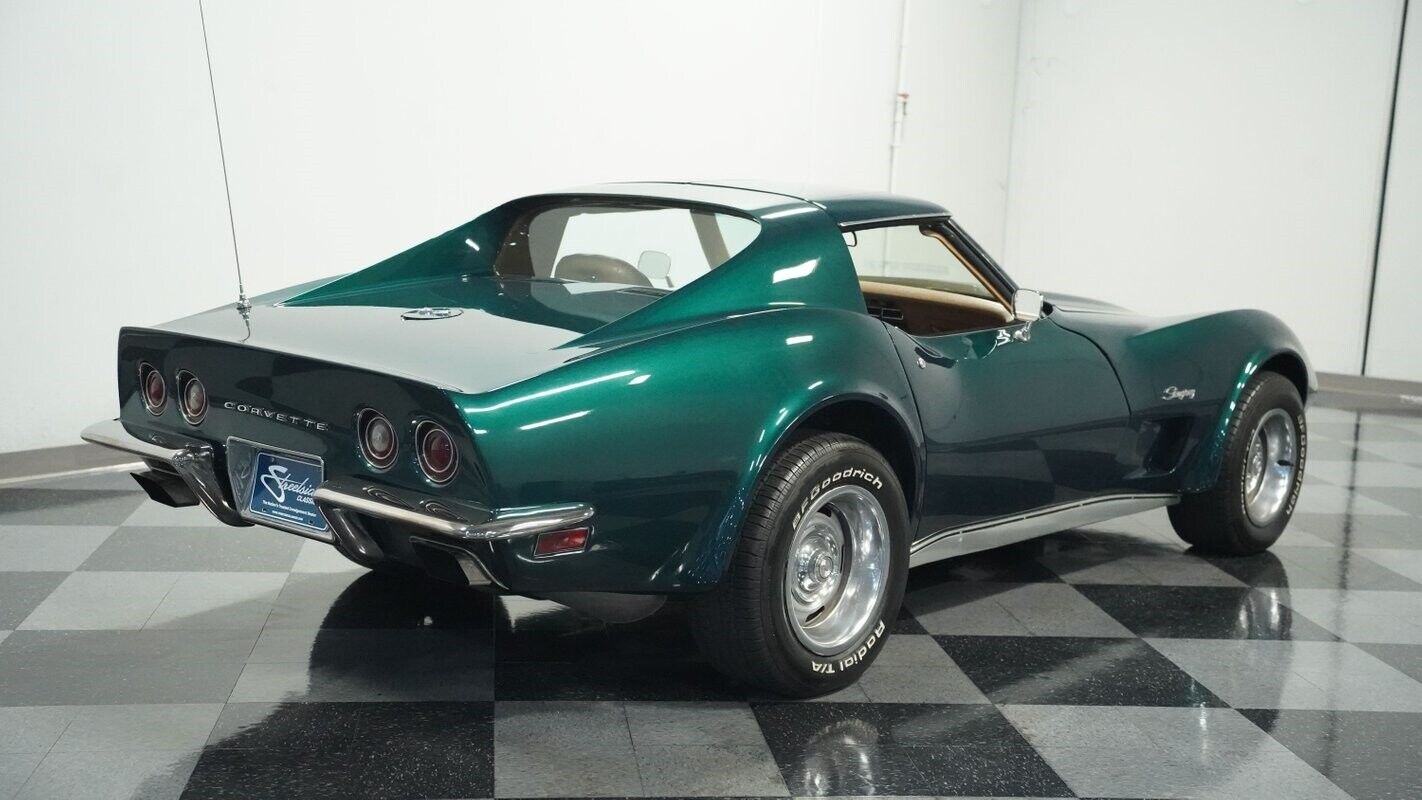 Chevrolet-Corvette-1973-11