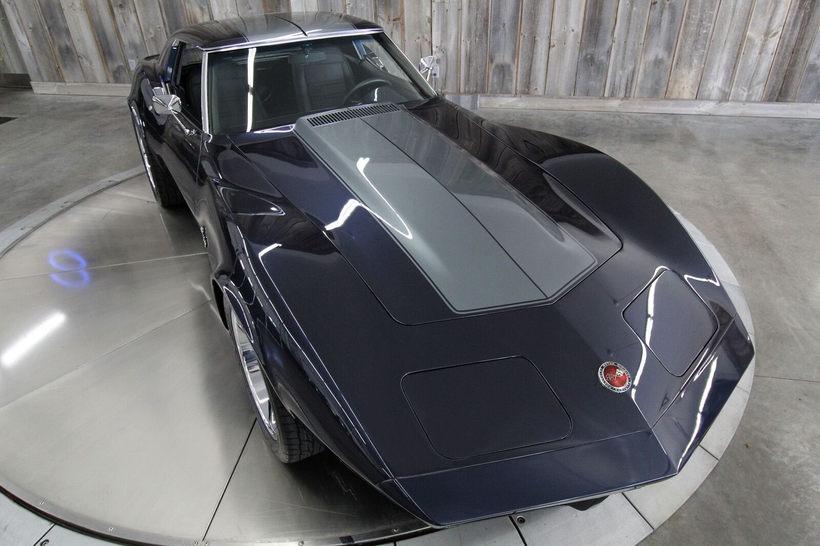 Chevrolet-Corvette-1973-13