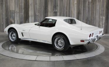 Chevrolet-Corvette-1973-2