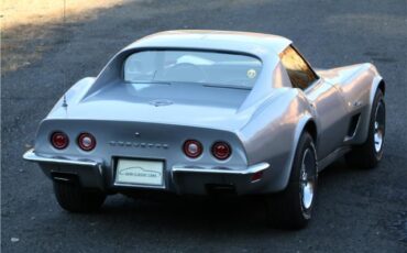 Chevrolet-Corvette-1973-4