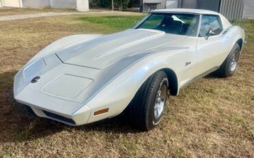 Chevrolet-Corvette-1973-4