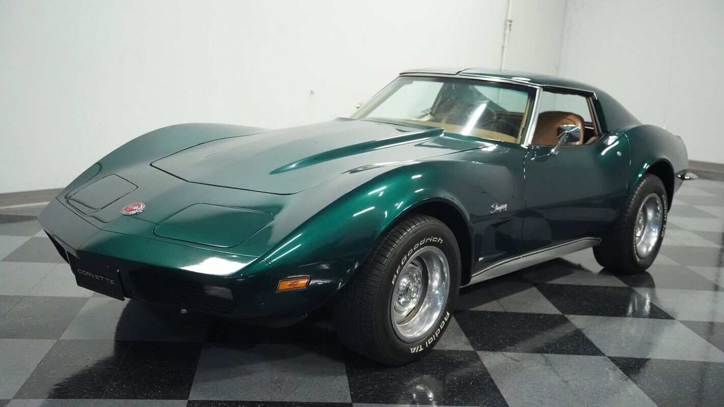 Chevrolet-Corvette-1973-5