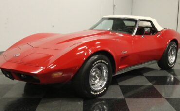 Chevrolet-Corvette-1973-5