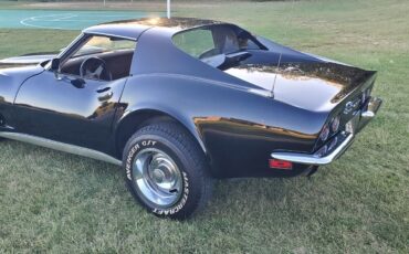 Chevrolet-Corvette-1973-5