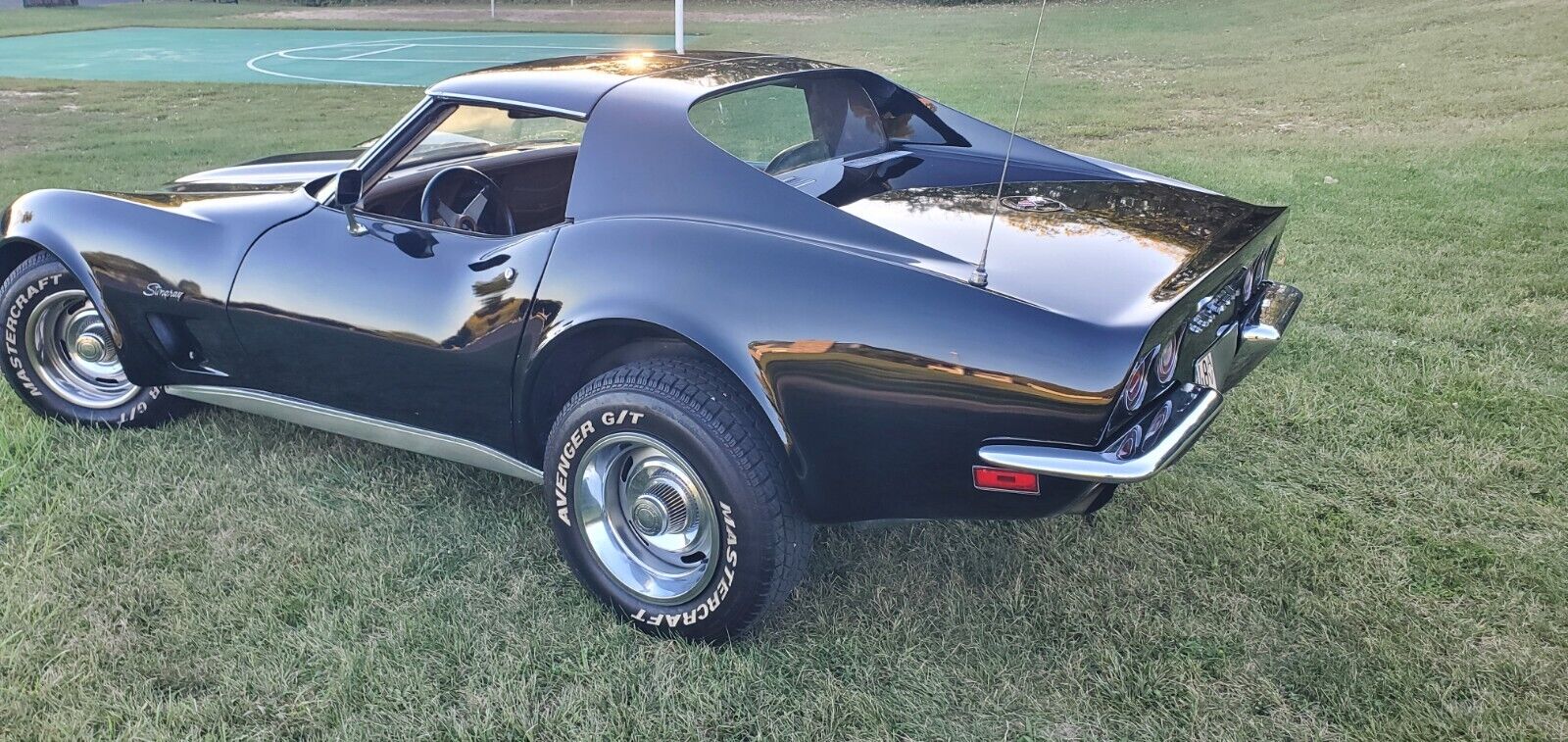 Chevrolet-Corvette-1973-5