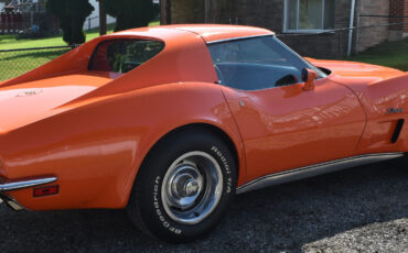 Chevrolet-Corvette-1973-6