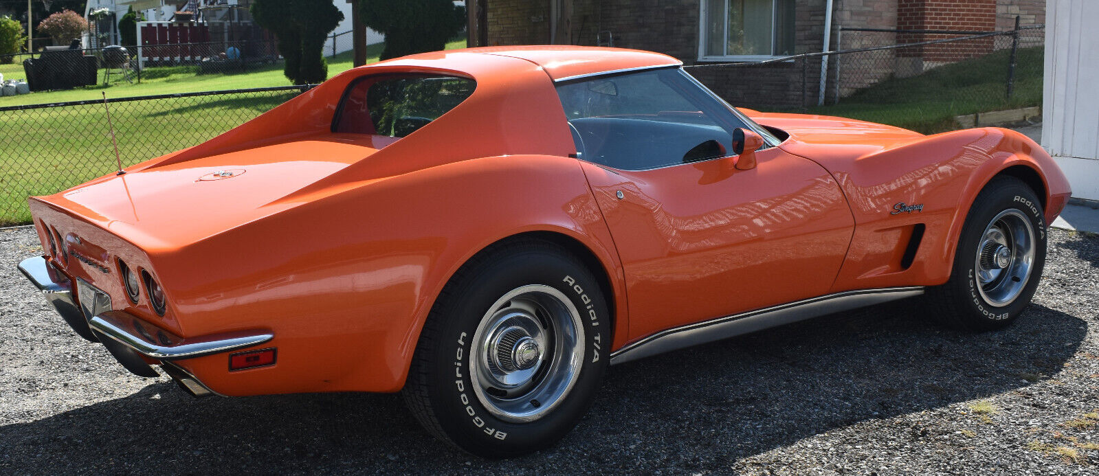 Chevrolet-Corvette-1973-6