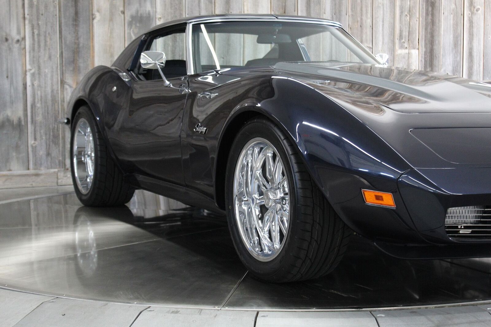 Chevrolet-Corvette-1973-8