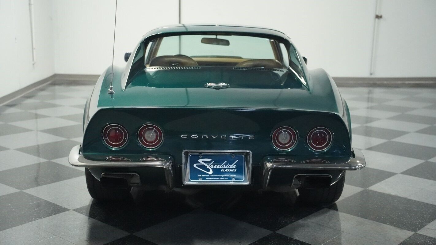 Chevrolet-Corvette-1973-9