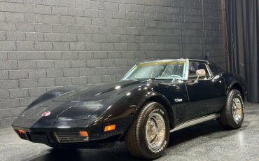 Chevrolet-Corvette-1974-16