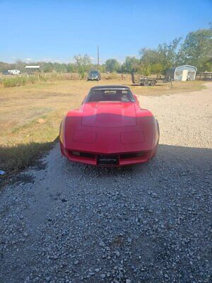 Chevrolet-Corvette-1974-2