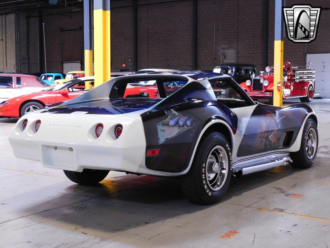 Chevrolet-Corvette-1974-4