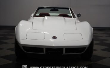 Chevrolet-Corvette-1974-5