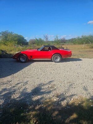 Chevrolet-Corvette-1974-5