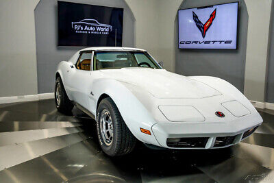 Chevrolet-Corvette-1974-5