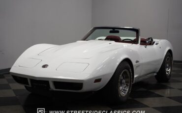 Chevrolet-Corvette-1974-6