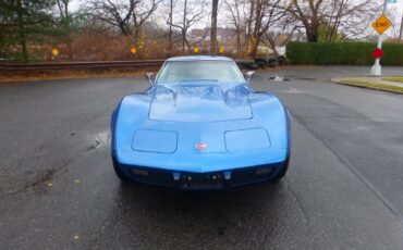 Chevrolet-Corvette-1975-1