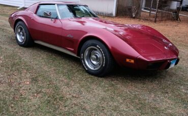 Chevrolet-Corvette-1975-1