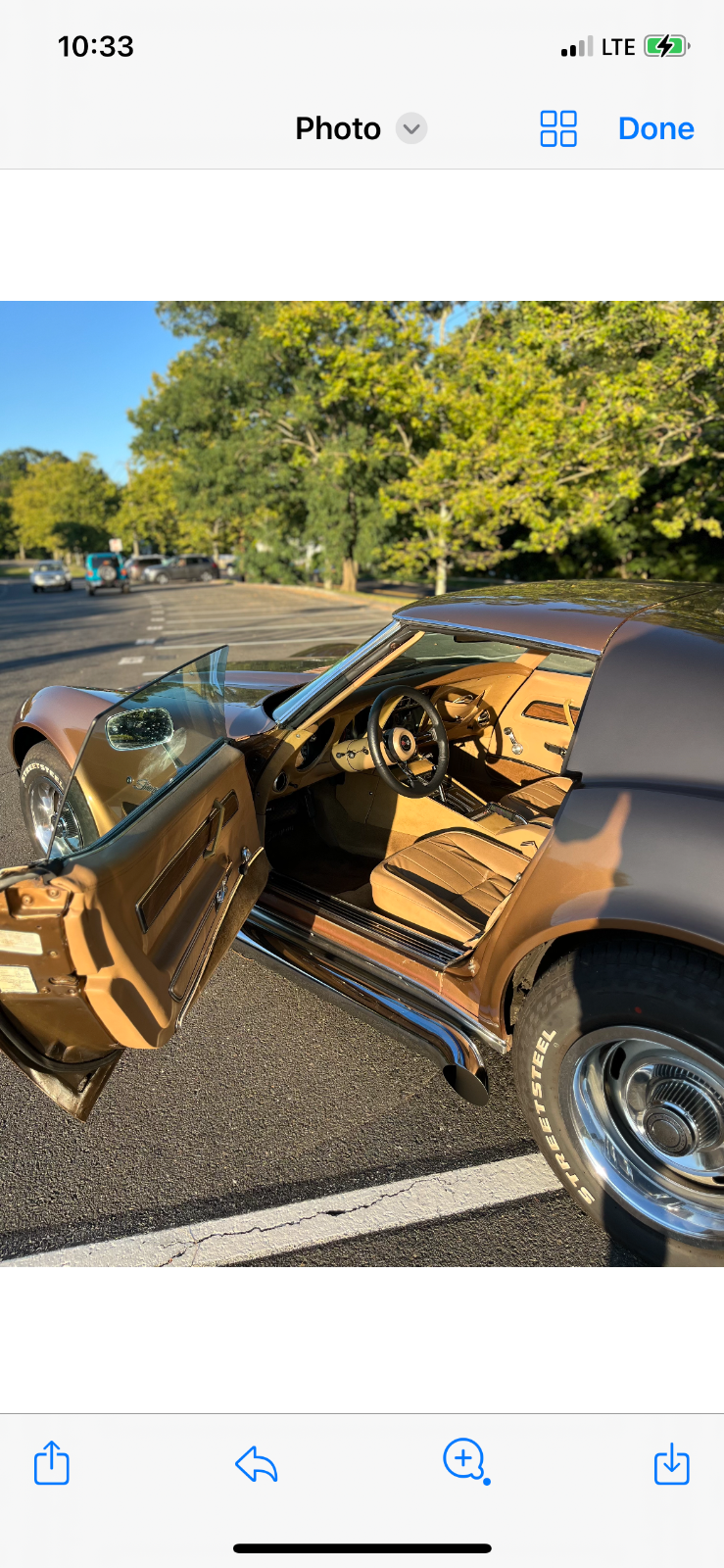 Chevrolet-Corvette-1975-10