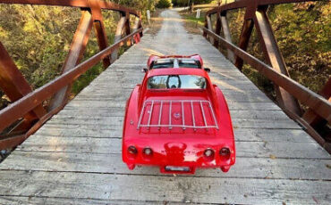 Chevrolet-Corvette-1975-10