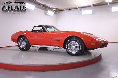 Chevrolet-Corvette-1975-7