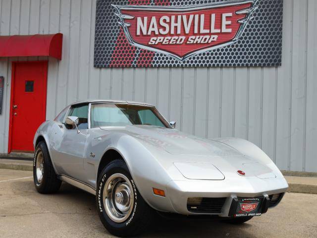 Chevrolet-Corvette-1976-1