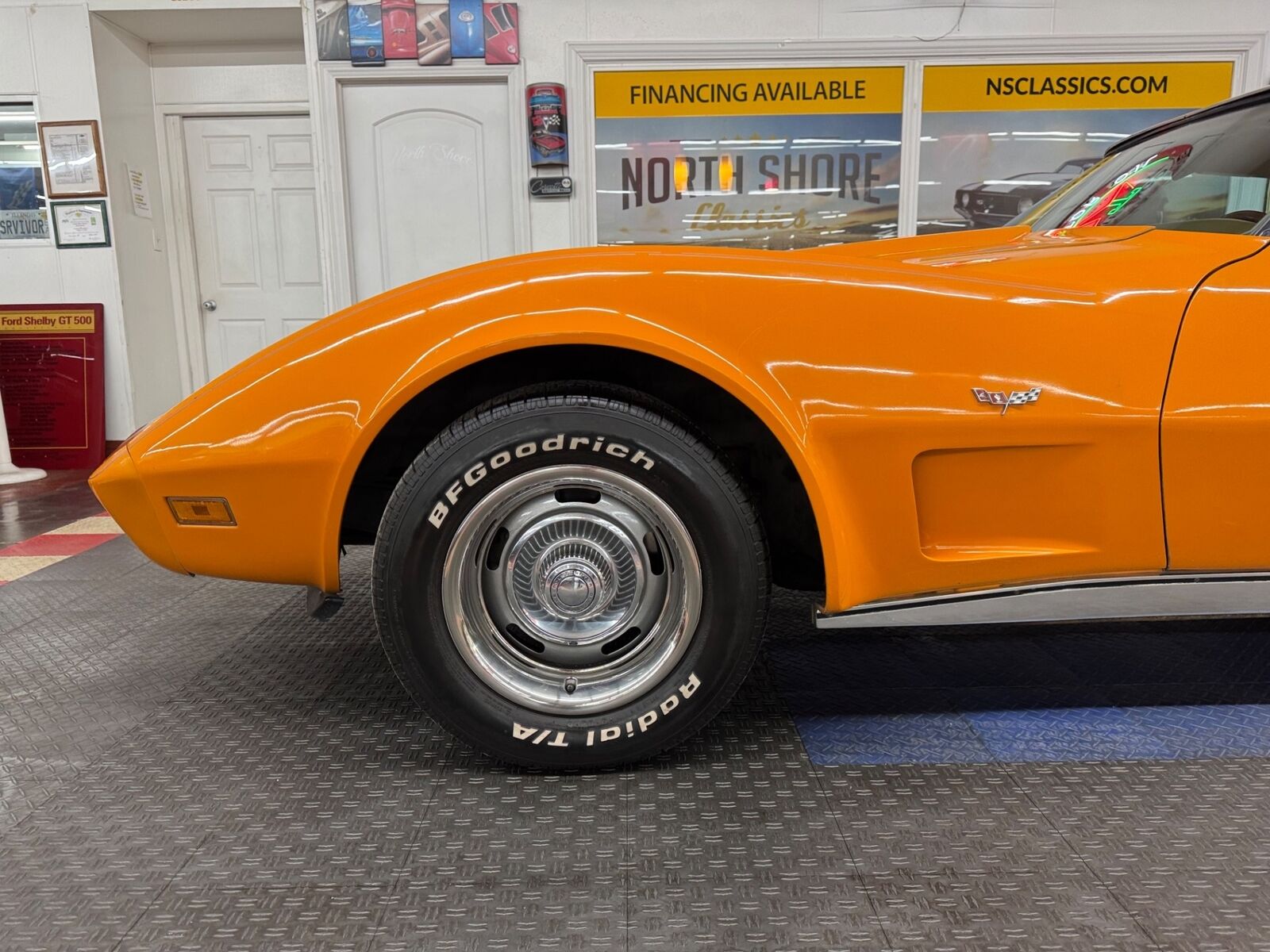 Chevrolet-Corvette-1977-14