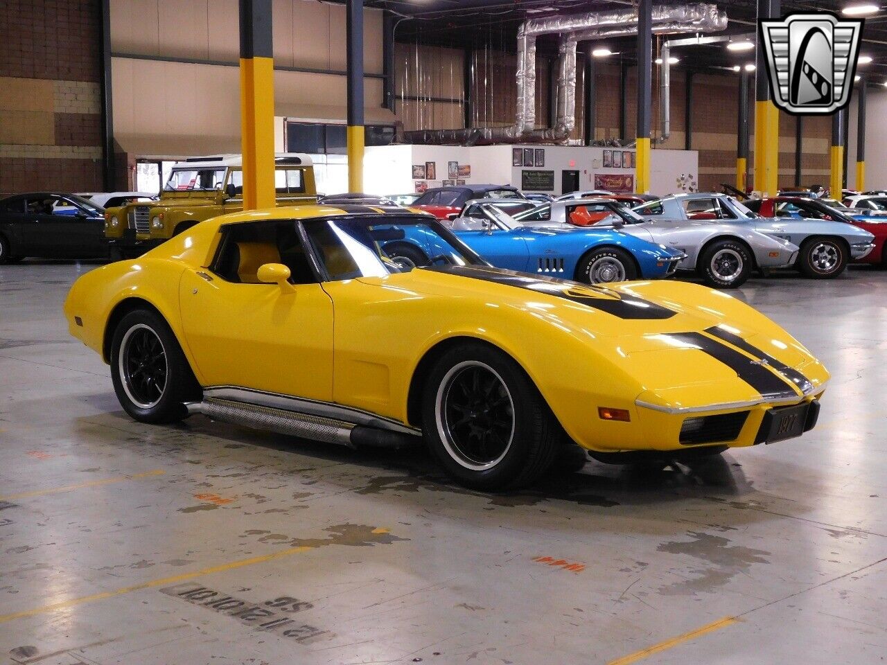 Chevrolet-Corvette-1977-5