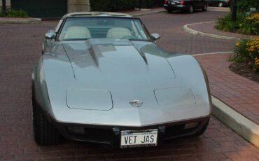 Chevrolet-Corvette-1978-1