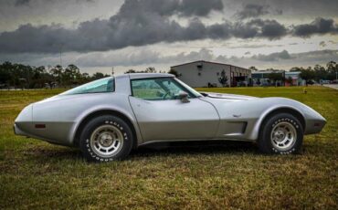 Chevrolet-Corvette-1978-1