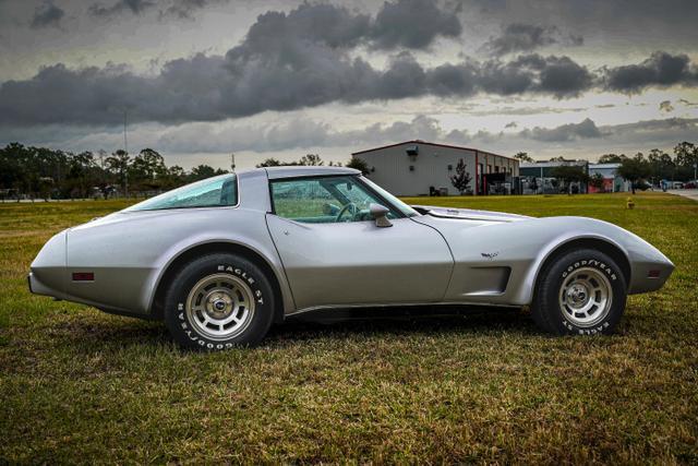 Chevrolet-Corvette-1978-1