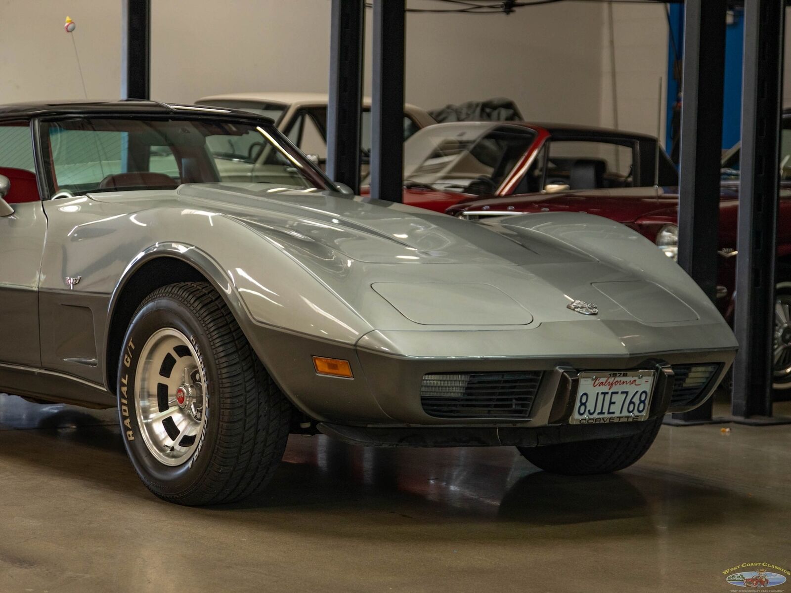 Chevrolet-Corvette-1978-11