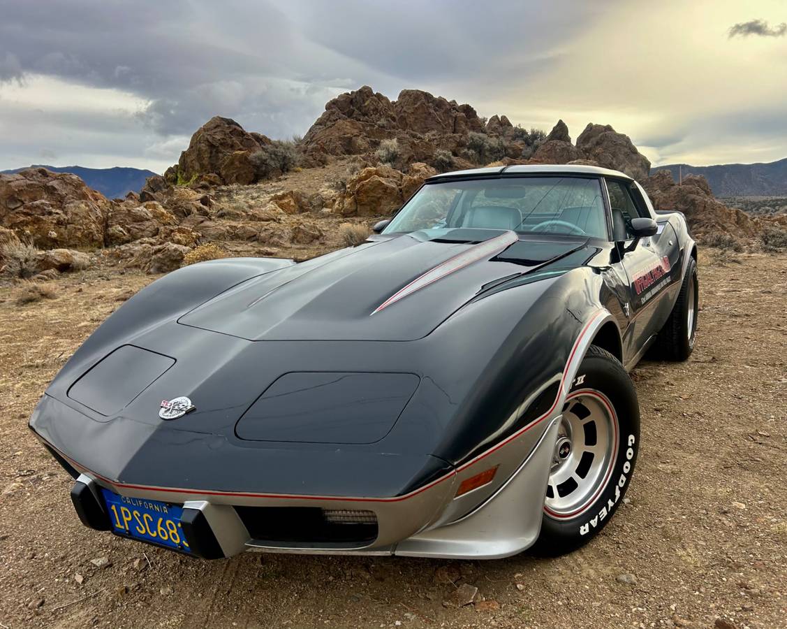 Chevrolet-Corvette-1978-23