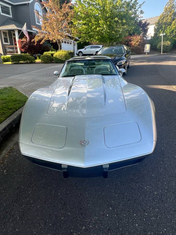 Chevrolet-Corvette-1978-4