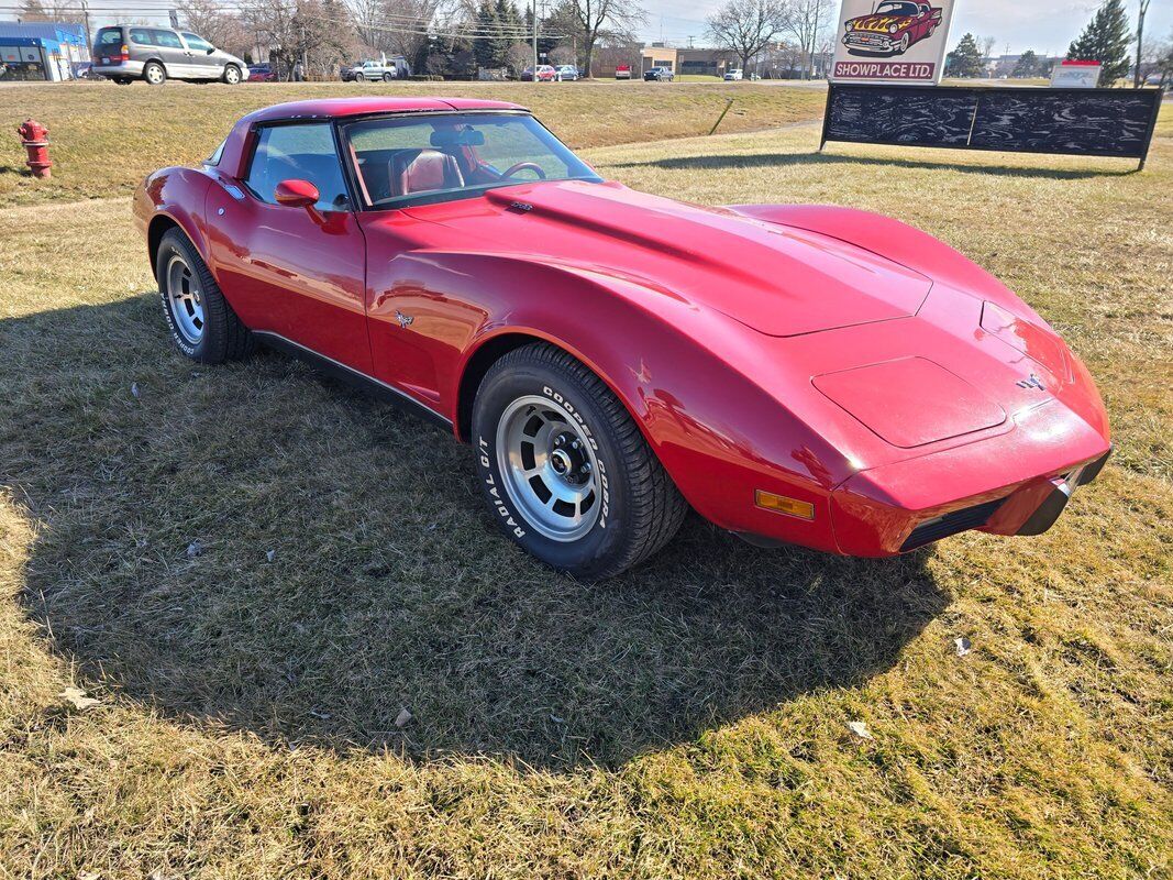 Chevrolet-Corvette-1979-2