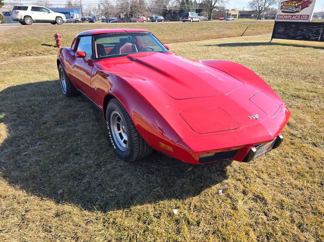 Chevrolet-Corvette-1979-3