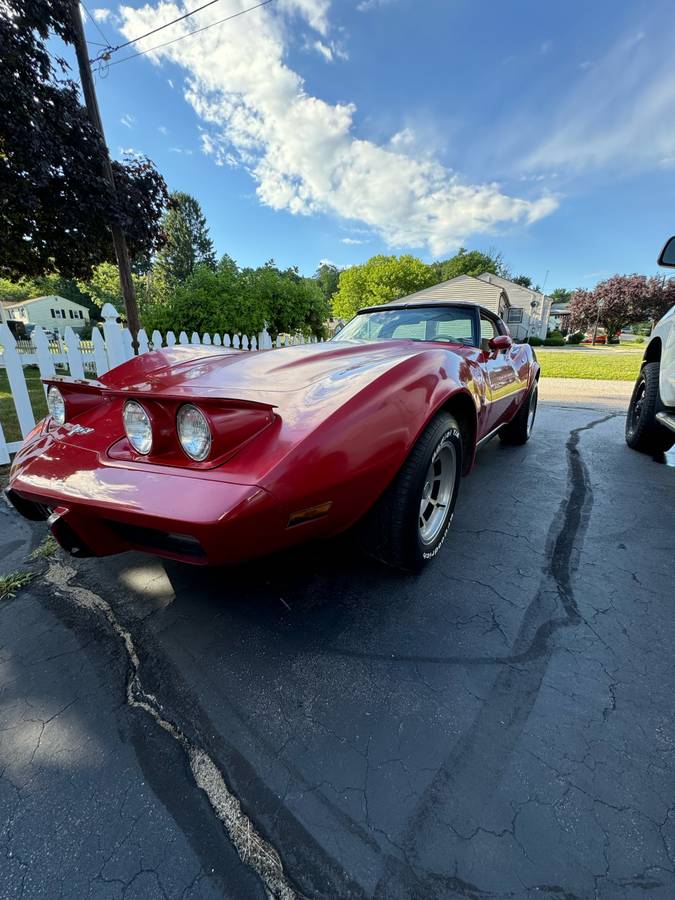 Chevrolet-Corvette-1979-3