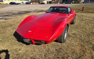 Chevrolet-Corvette-1979-9