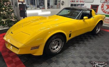 Chevrolet-Corvette-1980-11