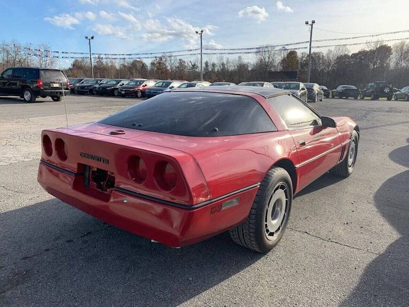 Chevrolet-Corvette-1984-6