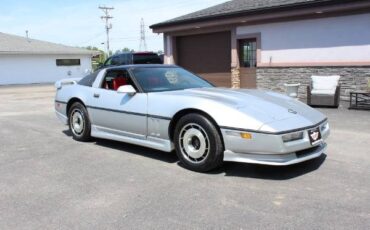 Chevrolet-Corvette-1985