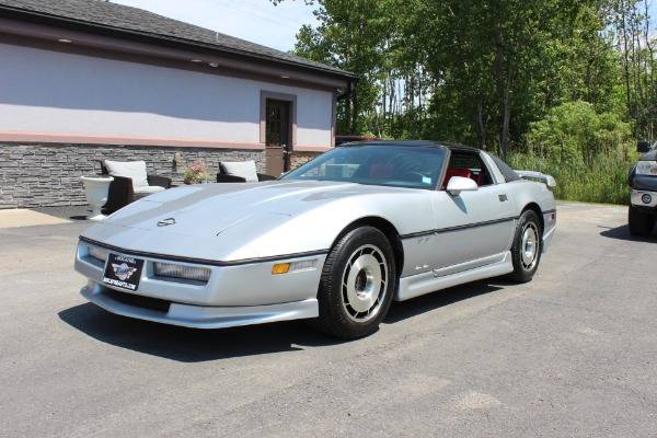 Chevrolet-Corvette-1985-16