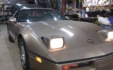 Chevrolet-Corvette-1985