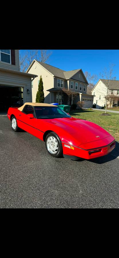 Chevrolet-Corvette-1986-3