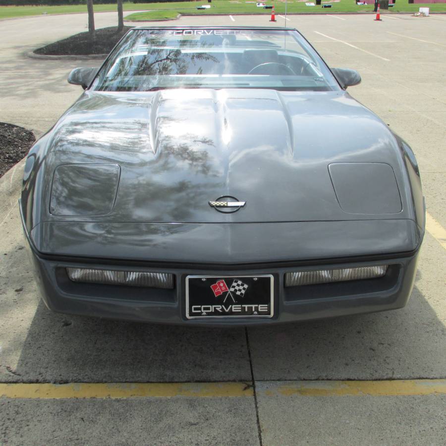 Chevrolet-Corvette-1987-2