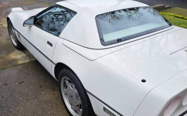 Chevrolet-Corvette-1988-4