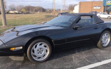 Chevrolet-Corvette-1989-13