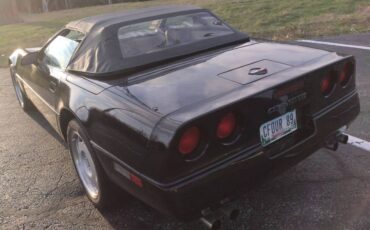 Chevrolet-Corvette-1989-14