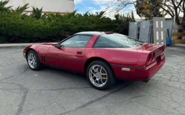 Chevrolet-Corvette-1989-3