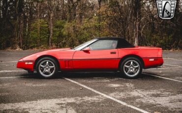 Chevrolet-Corvette-1989-3